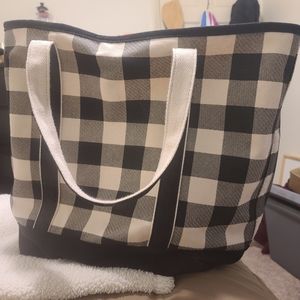 Lands End Large Checkered Tote no zip